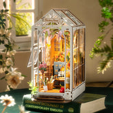 Cottage Handmade Patchwork Holiday Flower House